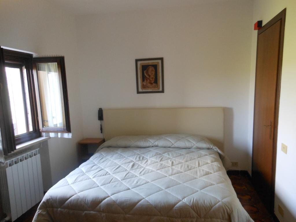 Albergo Mio Λατζίζε Δωμάτιο φωτογραφία